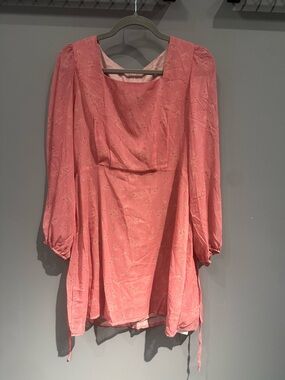 Women's Pink Long-Sleeve Blouse